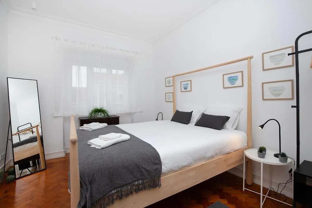 Rocados 2Bedroom Apt Lisbon Portugal