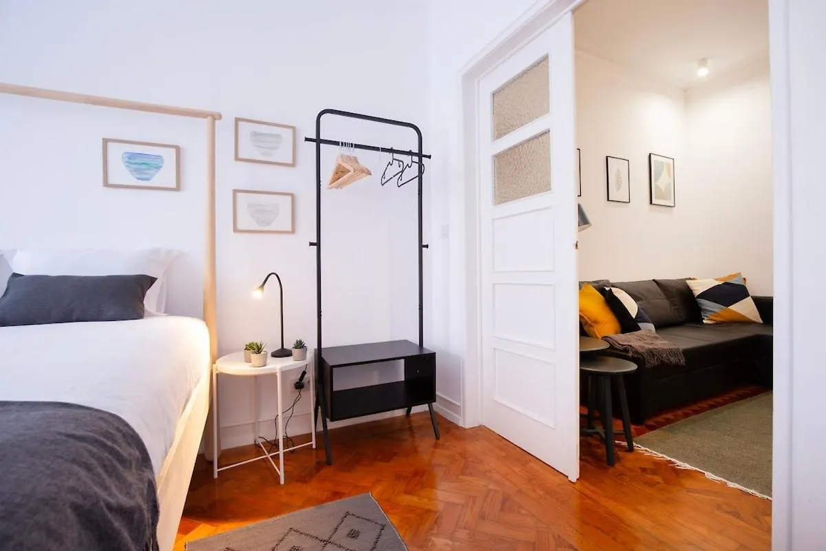 Rocados 2Bedroom Apt Lisbon Apartment